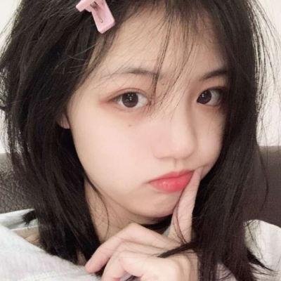 小资女孩向前冲